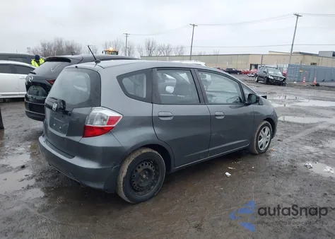 2011 Honda Fit z USA, uszkodzony, nr VIN JHMGE8H37BC008965